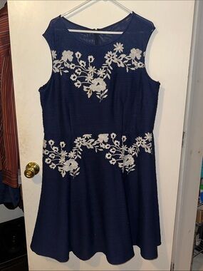 Taylor Navy Dress with White Floral Appliqué